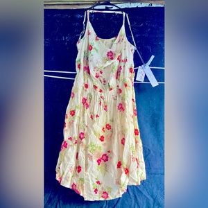 XL O’Neill sundress. Cream color, Brand new
